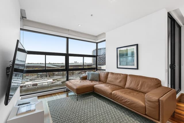 3 Bedroom 2 Bath Deluxe Apartment