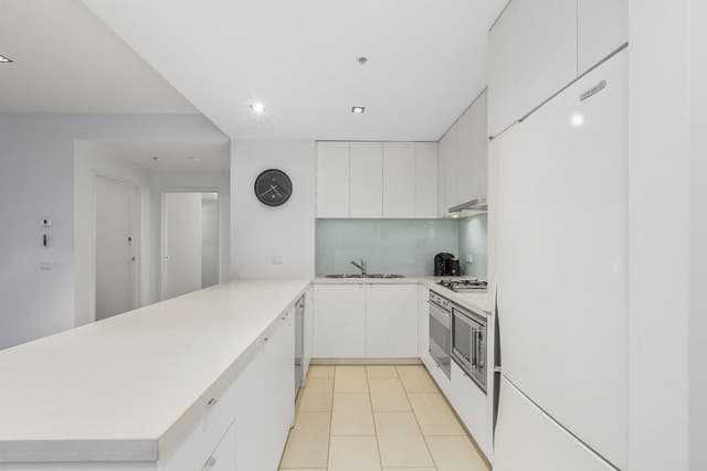 3 Bedroom 2 Bath Deluxe Apartment