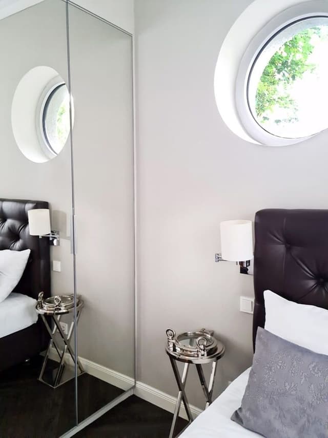 Business Single Room