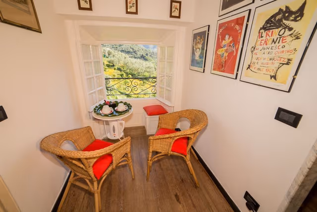 Room, Connecting Rooms, Tower