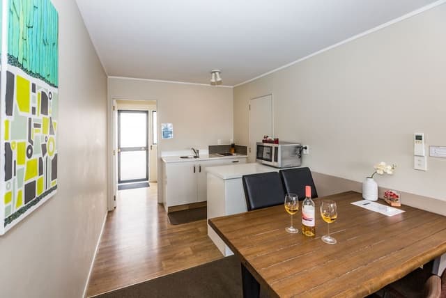 Deluxe Apartment, 1 Bedroom, Non Smoking, Lake View