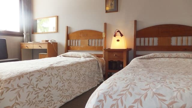 Twin Room with Shared Bathroom, Mountain View