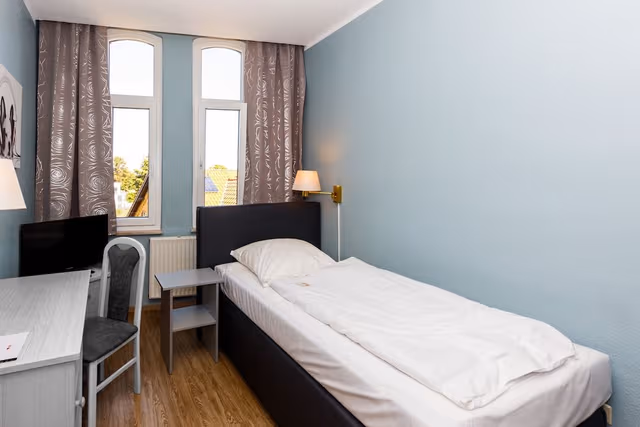 Economy Single Room