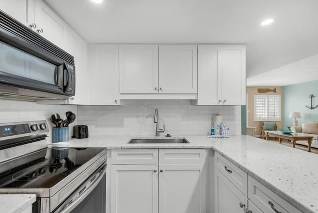 Condo, Multiple Beds (Holiday Surf and Racquet Club 710)