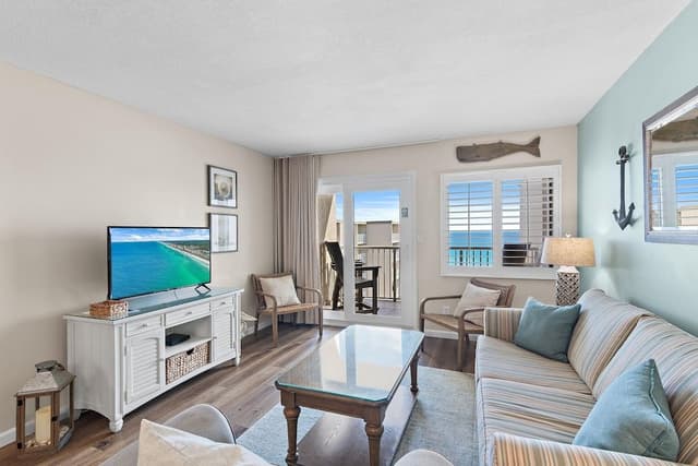 Condo, Multiple Beds (Holiday Surf and Racquet Club 710)