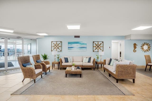 Condo, 1 King Bed with Sofa bed (Holiday Surf and Racquet Club 412)