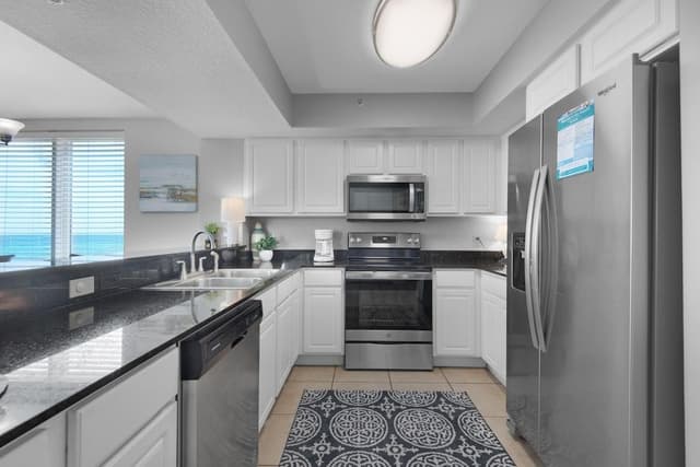 Condo, Multiple Beds (Sea Dunes 304)