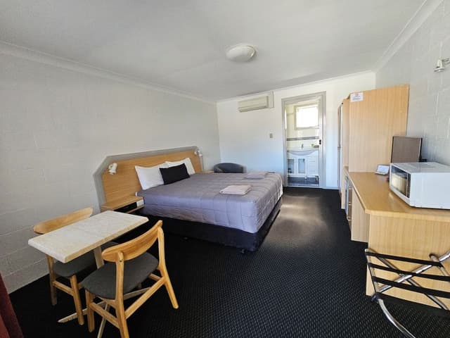 Basic Double Room (STD DOUBLE)