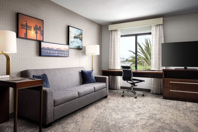 Suite, 1 Bedroom (Mobility Accessible, Tub)