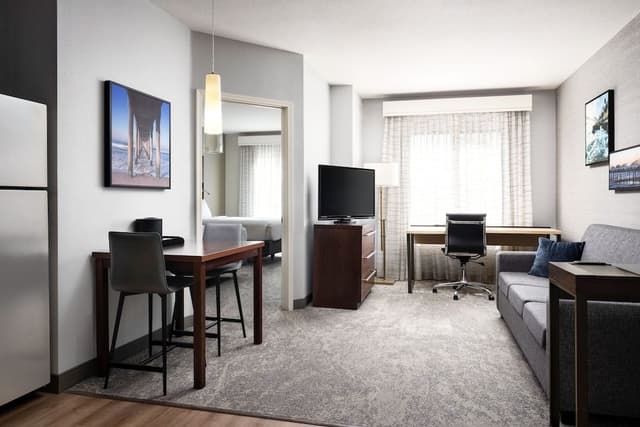 Suite, 1 Bedroom (Mobility Accessible, Tub)