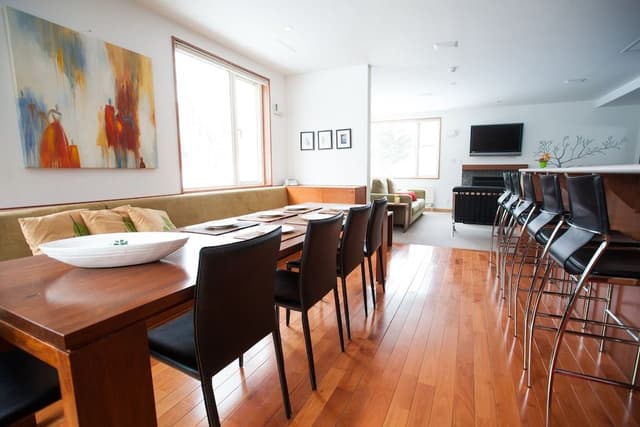Townhome, 5 Bedrooms