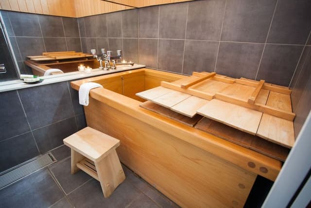 Townhome, 5 Bedrooms