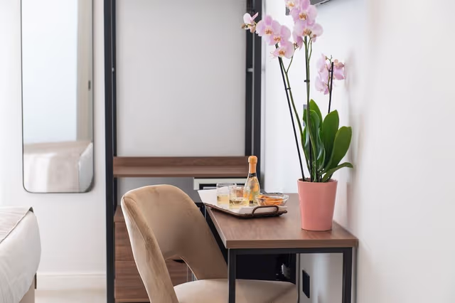 Economy Room