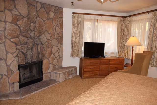 1 Bedroom, King Suite