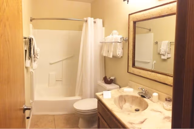 1 Bedroom, King Suite