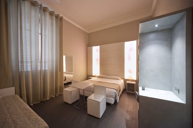 Triple Room (Font)