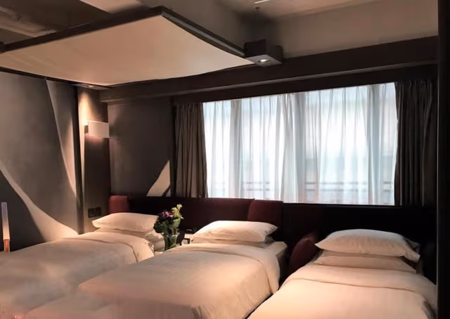 Triple Room