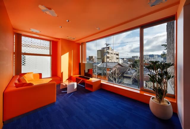 Semi Suite