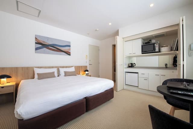 2 Bedroom Suite