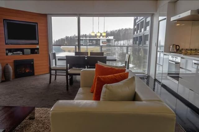 1 Bedroom Suite