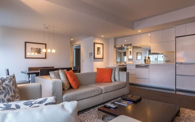 2 Bedroom Suite