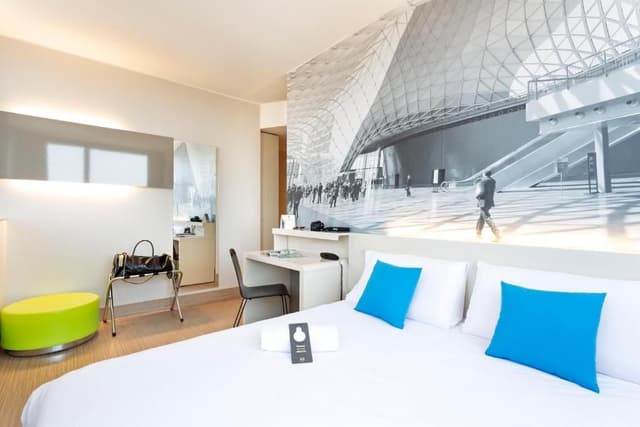 Double Room with View