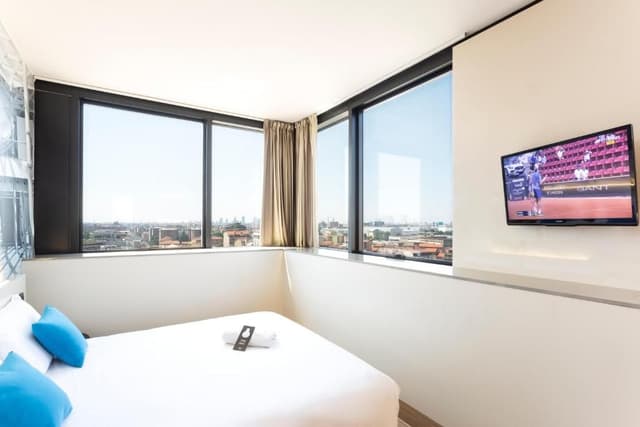 Double Room with View