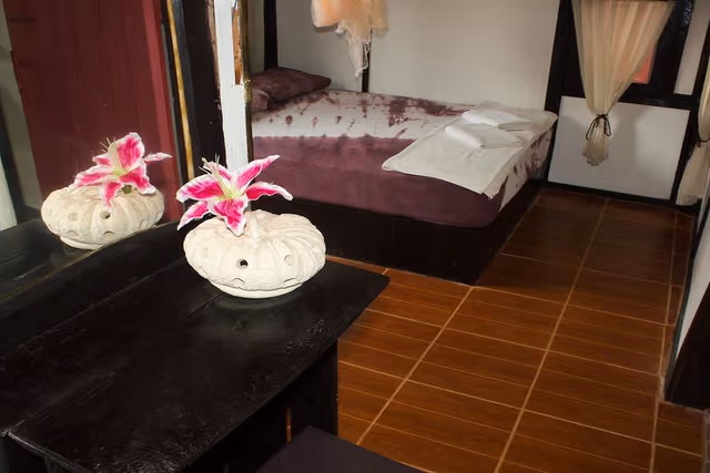Bungalow #1 - 1st Floor