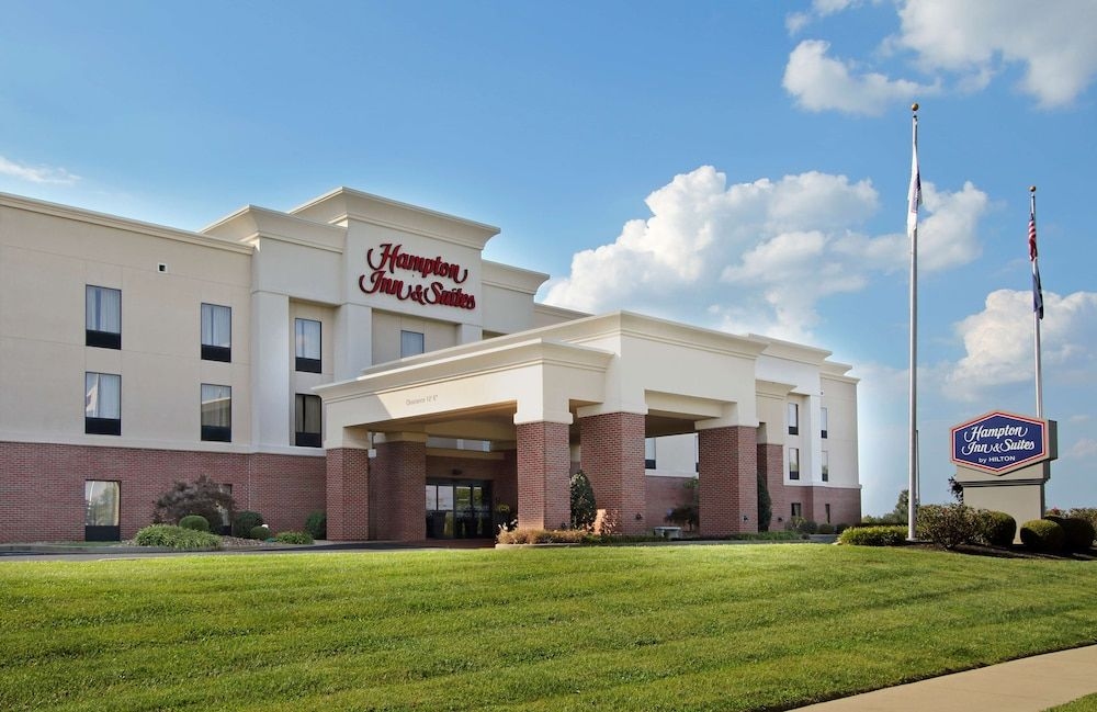 Hampton Inn & Suites Madisonville2