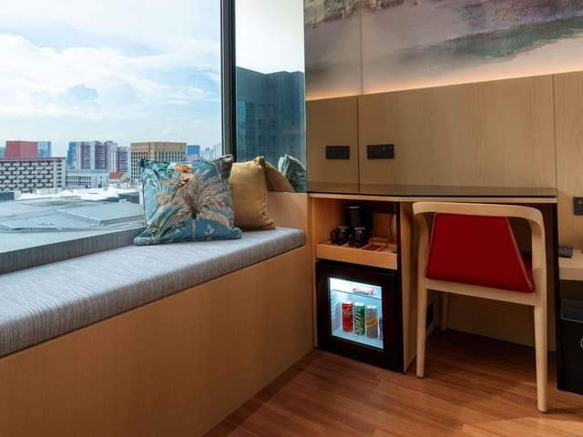 Deluxe Room, 1 Queen Bed