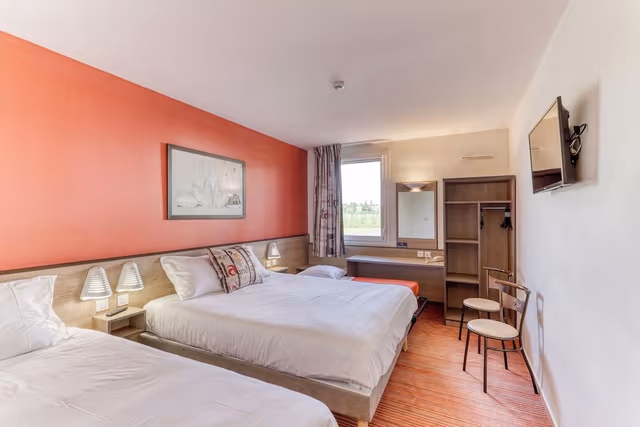 Triple Room