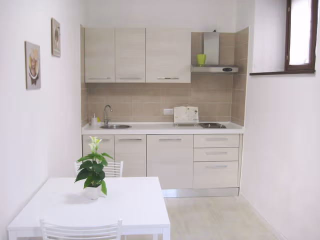 Deluxe Apartment, Kitchen, Garden View