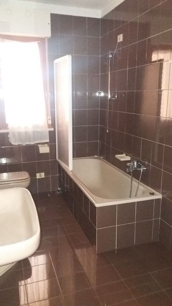 Condo, 2 Bedrooms, Terrace