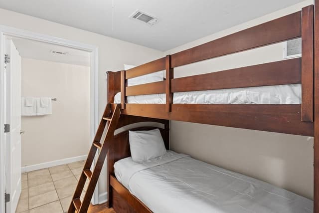 Condo, 2 Bedrooms, Balcony, Ocean view (1724)