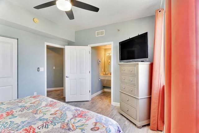 Condo, 3 Bedrooms, Balcony, Ocean View (2201)