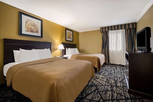 Suite, Multiple Beds, Non Smoking