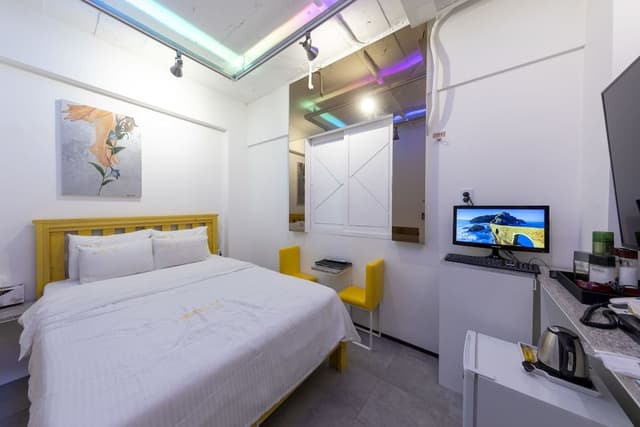 Basic Double Room