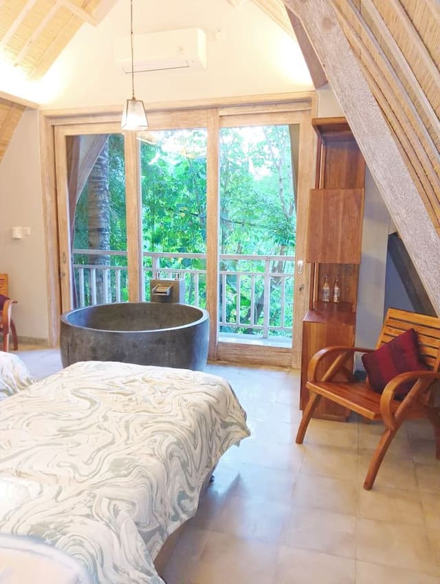 Traditional Twin Room