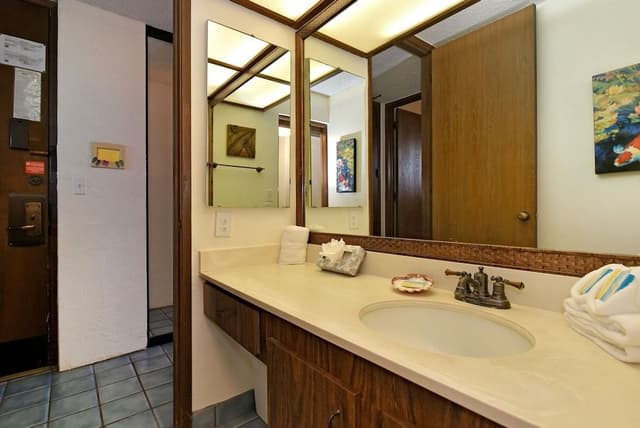 Condo, 3 Bedrooms