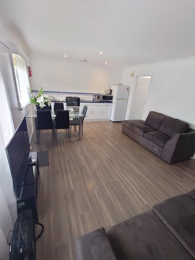 2 Bedroom