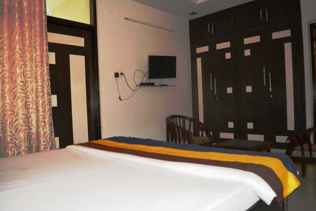 Deluxe Double Room, Multiple Beds, Balcony