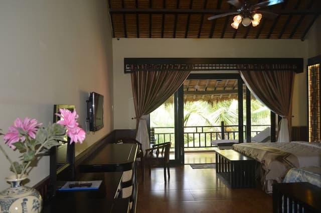 Superior Twin Room, 2 Queen Beds, Pool View
