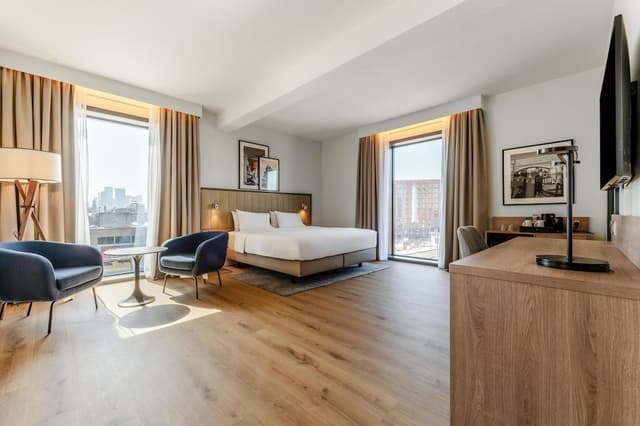 Suite, 1 Bedroom (Net Zero)