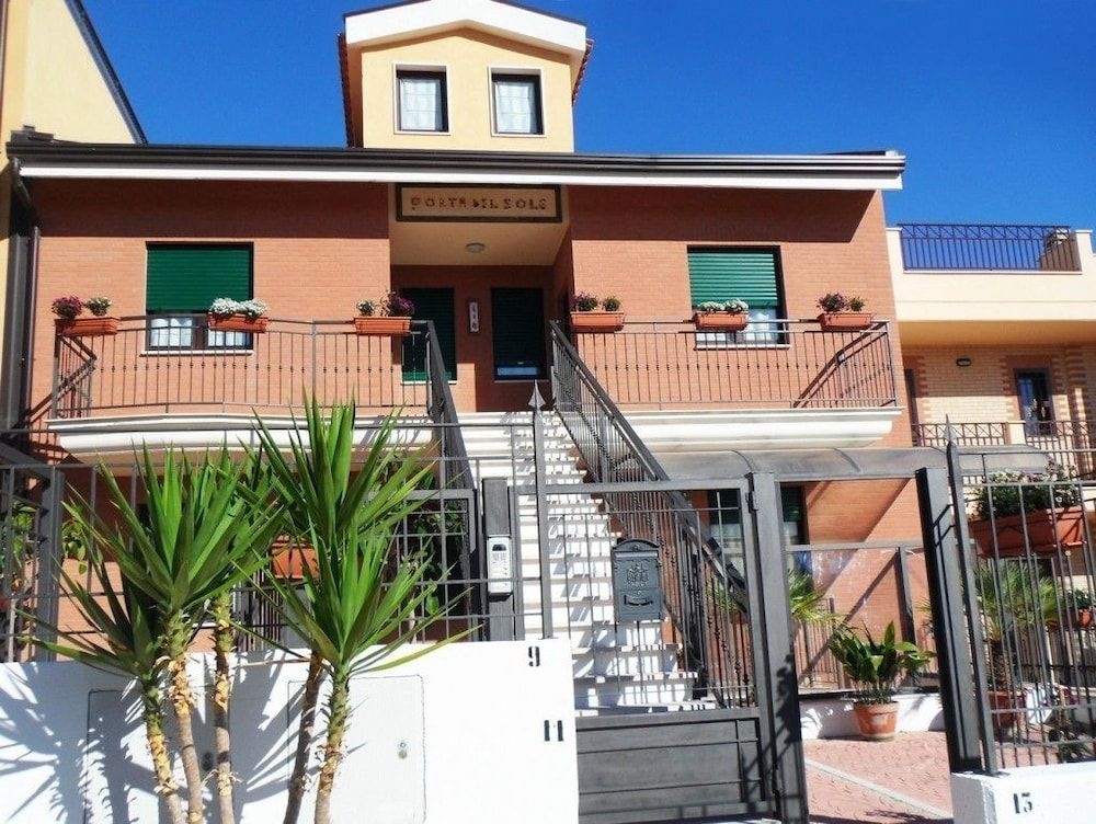 Porta Del Sole4