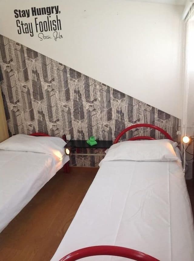 Economy Twin Room, 2 Twin Beds, Ensuite, Ground Floor