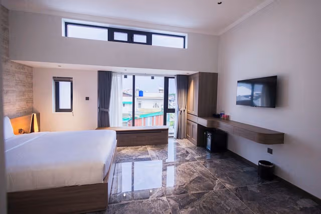 Deluxe Double Room, 1 King Bed, Kitchenette