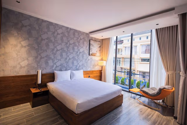 Deluxe Double Room, 1 King Bed, Kitchenette