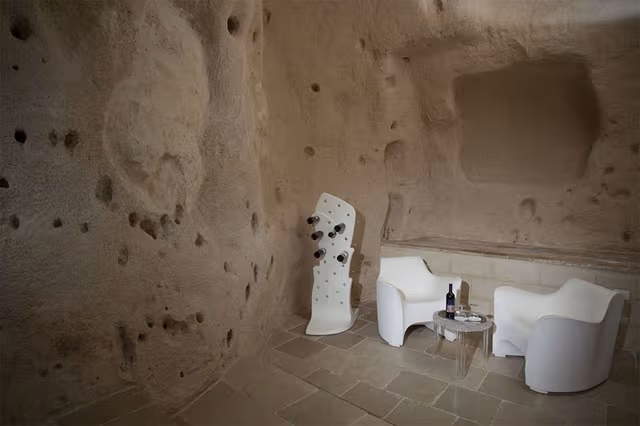 Suite (cave)