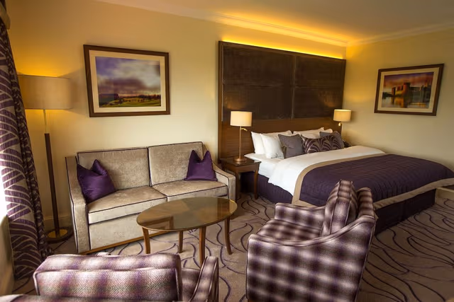 Deluxe Room, 1 King Bed