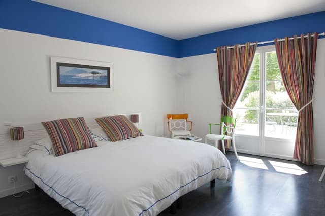 Comfort Double Room, 1 King Bed, Jetted Tub, Ground Floor